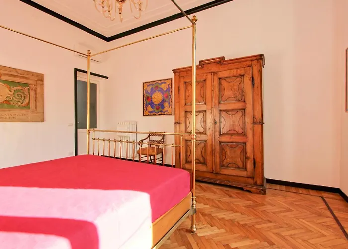 Tibullo ,classico Ed Elegante Apartment *