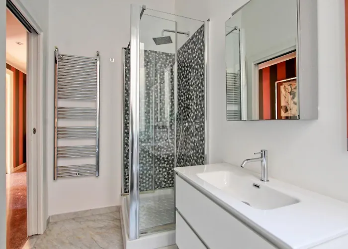 Tibullo ,classico Ed Elegante