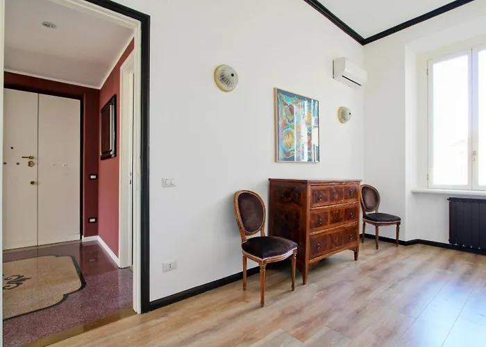 Tibullo ,classico Ed Elegante Apartment *