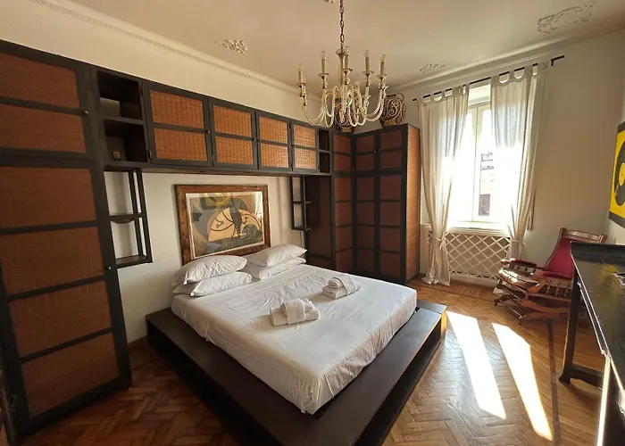 Apartment Tibullo ,classico Ed Elegante *