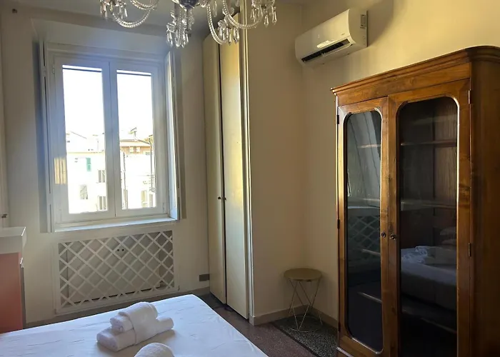 Tibullo ,classico Ed Elegante